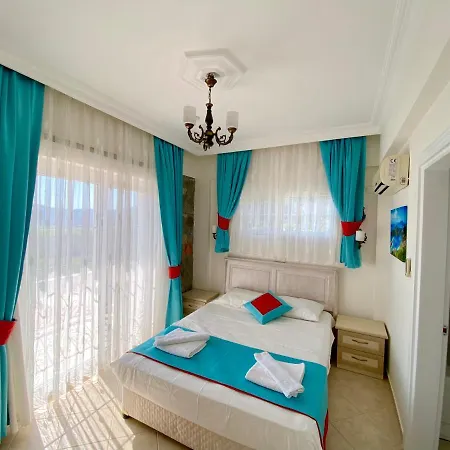 Family-friendly 4 Bedroom With Pool And Garden - * Fethiye