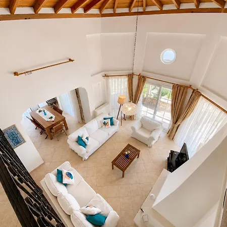 Oasis: Private Pool Retreat With Garden Villa *